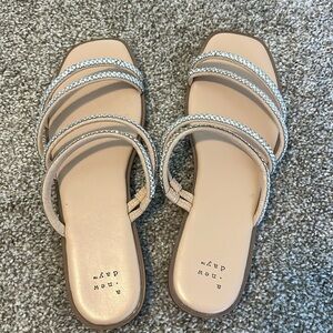 9.5 SPARKLY SANDALS NEW
